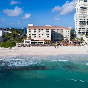 club-med-cancun.quintano-roohotels.com/