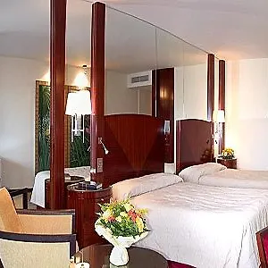 mirabeau.fr-provencehotel.com/